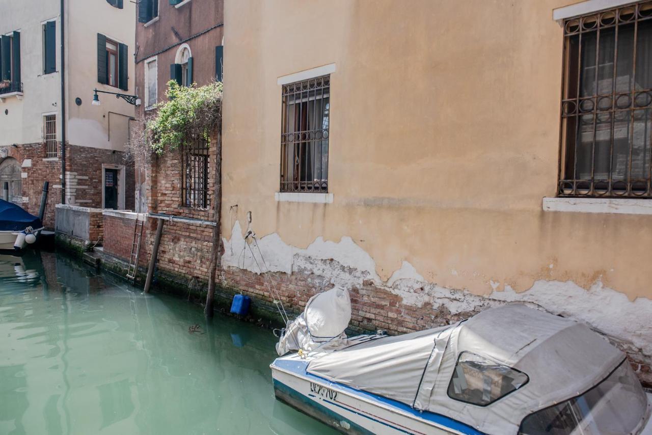 Gondola Rosa, Incantevole Vista Sul Canale Venice Ngoại thất bức ảnh